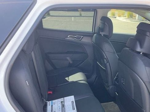 New 2026 Kia Sportage SX image 30