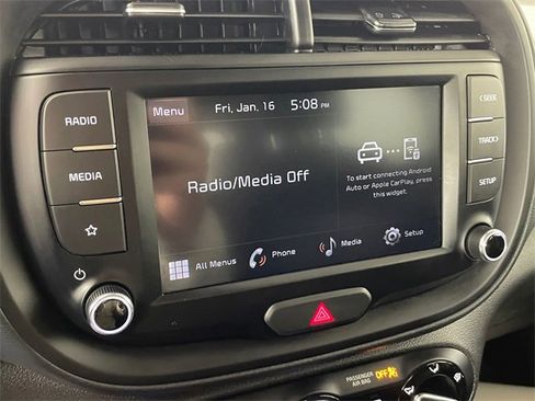 Certified 2025 Kia Soul LX w/ LX Technology Package image 7