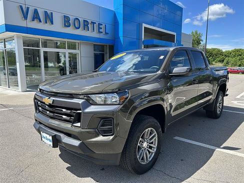 Certified 2023 Chevrolet Colorado LT AWD/4WD image 1