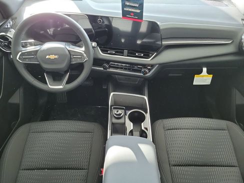 New 2026 Chevrolet Equinox LT w/ Safety and Technology Package FWD image 11