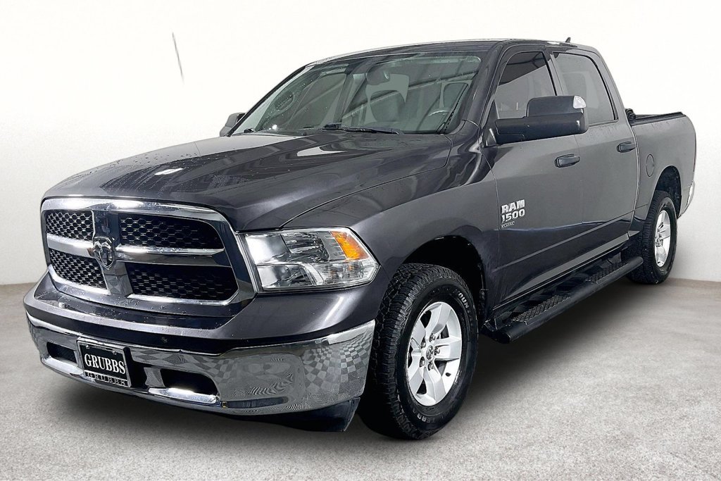 Used 2022 RAM 1500 Classic SLT w/ Electronics Group AWD/4WD image 13