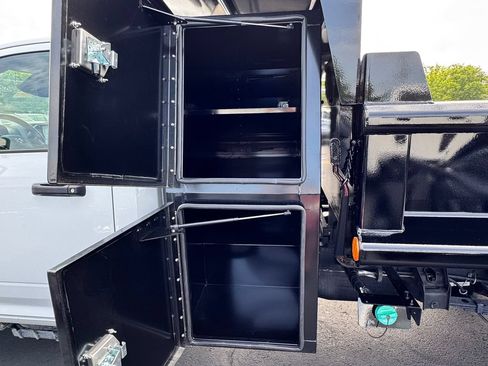 New 2026 RAM 3500 Tradesman w/ Chrome Appearance Group A AWD/4WD image 14