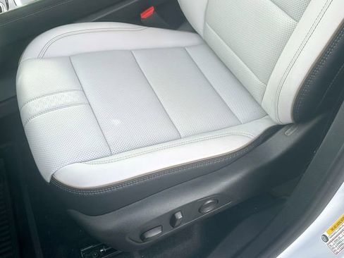 New 2026 Chevrolet Traverse High Country w/ LPO, Floor Liner Package image 19