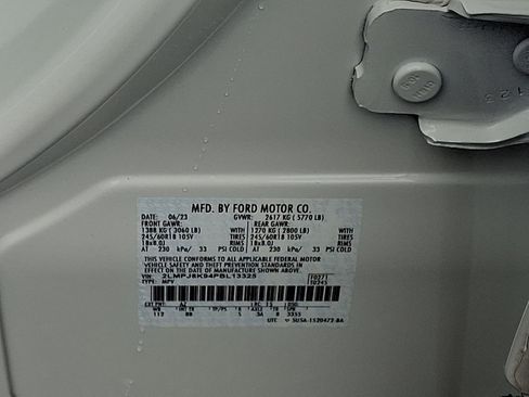 Certified 2023 Lincoln Nautilus Reserve AWD/4WD image 28