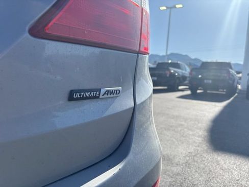 Used 2015 Hyundai Santa Fe GLS w/ Option Group 03 AWD/4WD image 32