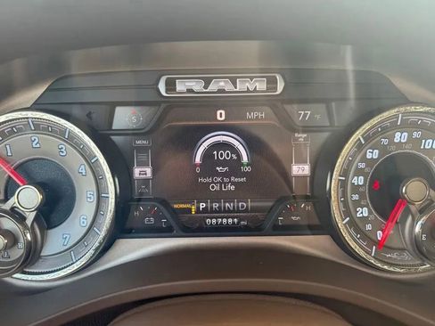 Used 2019 RAM 1500 Laramie Longhorn AWD/4WD image 25