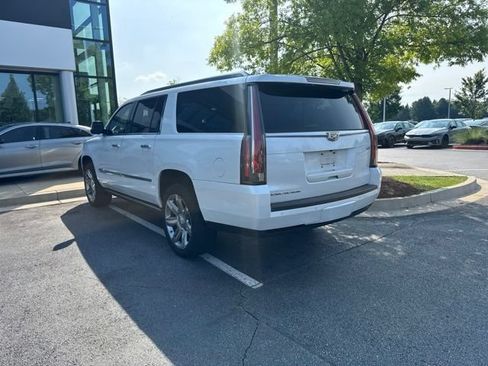 Used 2016 Cadillac Escalade ESV Premium RWD image 3