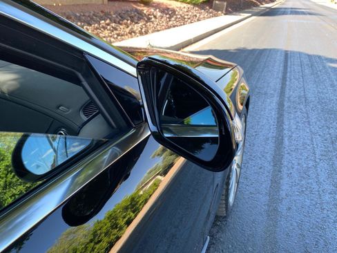 Used 2016 Mercedes-Benz S 550 Sedan image 17