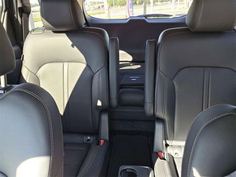 New 2026 MAZDA CX-90 3.3 Turbo w/ Premium Sport Pkg image 17