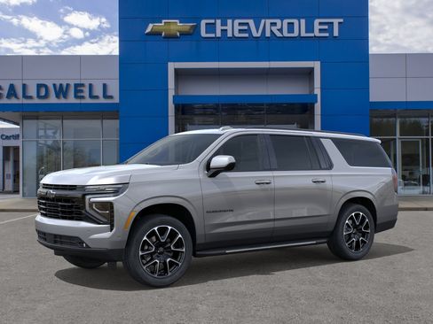 New 2026 Chevrolet Suburban RST w/ Sun And Tow Package AWD/4WD image 2