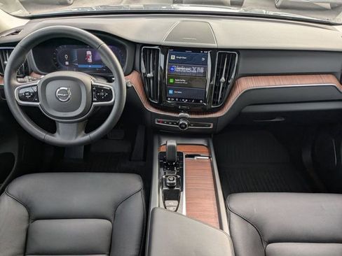 Certified 2023 Volvo XC60 B5 Plus w/ Protection Package Premier image 19