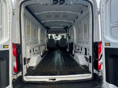 Used 2016 Ford Transit 250 148 Medium Roof image 21