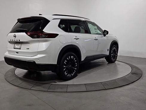 New 2026 Nissan Rogue SV image 5