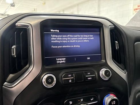 Used 2021 GMC Sierra 1500 SLT w/ SLT Premium Package AWD/4WD image 26