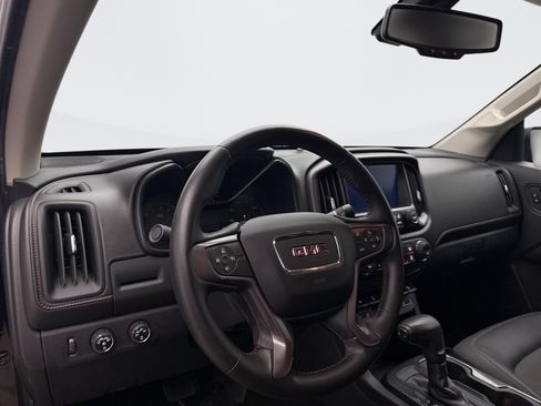 Used 2015 GMC Canyon SLE w/ All-Terrain Package AWD/4WD image 10