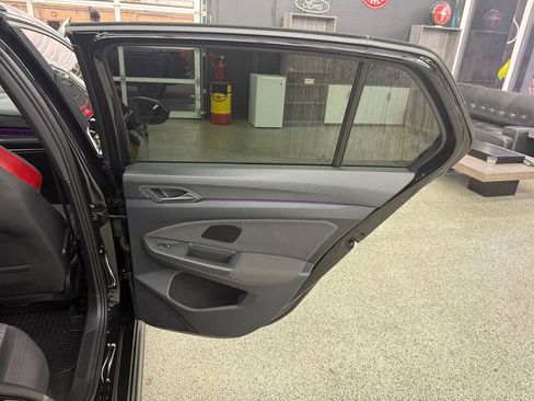 Used 2022 Volkswagen GTI SE image 17