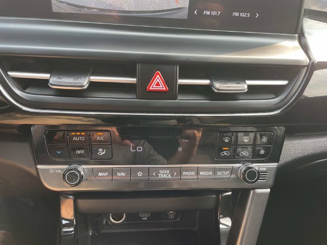 Used 2024 Kia Seltos S AWD/4WD image 29
