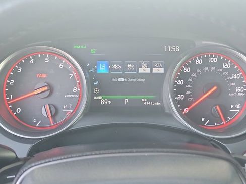 Used 2022 Toyota Camry XSE image 10