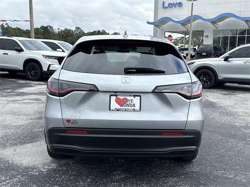 New 2026 Honda HR-V LX image 5
