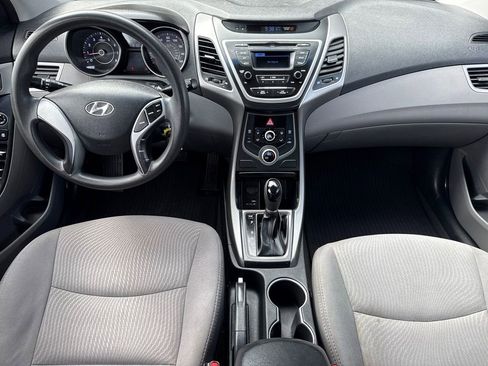 Used 2016 Hyundai Elantra SE FWD image 9