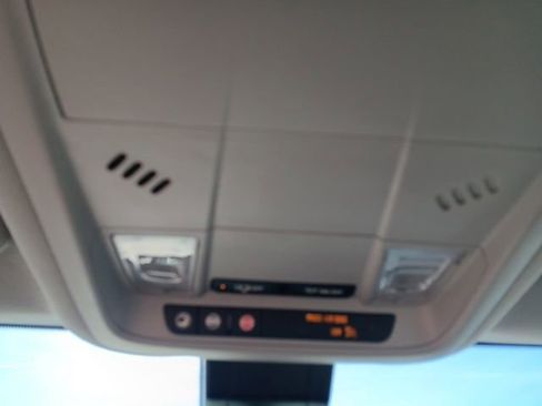 Used 2024 Chevrolet Equinox LS image 21