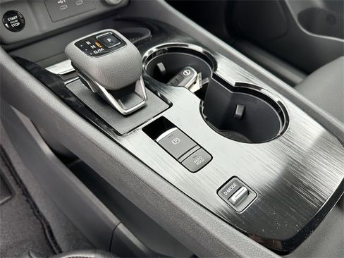 New 2026 Nissan Rogue SV image 25