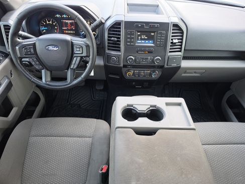 Used 2017 Ford F150 XLT w/ Equipment Group 301A Mid AWD/4WD image 10