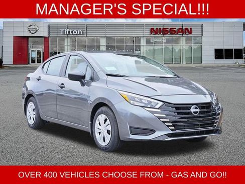 New 2025 Nissan Versa S w/ Trunk Package FWD image 1