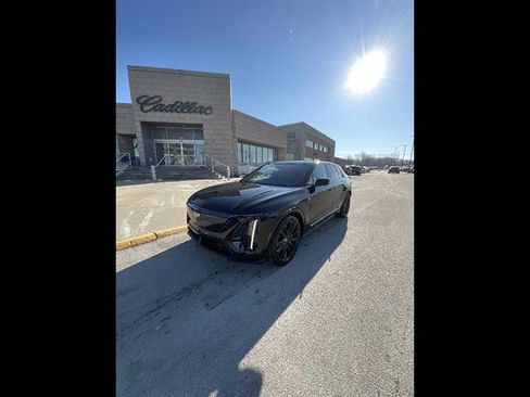 New 2026 Cadillac Lyriq V AWD/4WD image 2