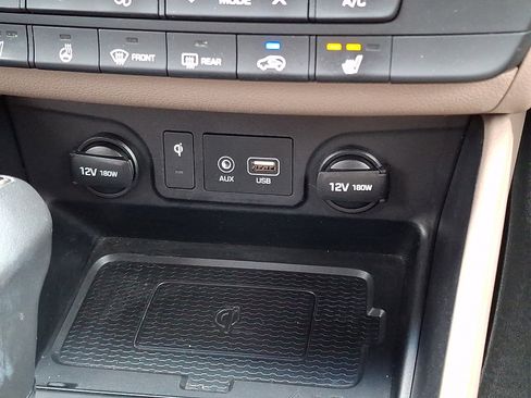 Used 2021 Hyundai Tucson Limited AWD/4WD image 24