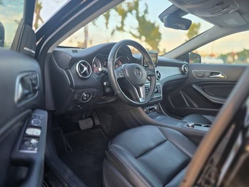 Used 2015 Mercedes-Benz GLA 250 4MATIC image 30