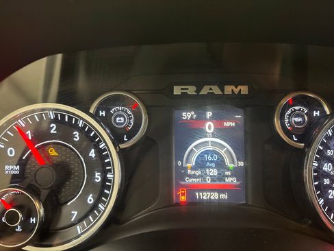 Used 2019 RAM 1500 Big Horn AWD/4WD image 15