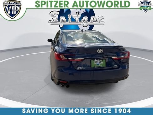 Used 2025 Toyota Camry SE FWD image 2
