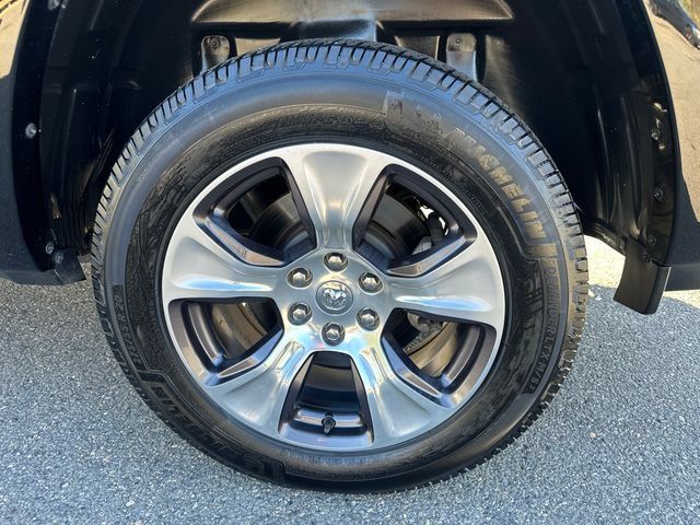Used 2022 RAM 1500 Laramie AWD/4WD image 14