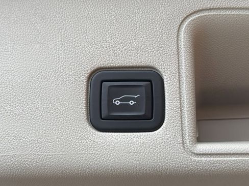 Used 2020 GMC Terrain Denali w/ Denali Premium Package image 40