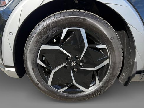 Used 2024 Hyundai Ioniq 5 Limited image 9