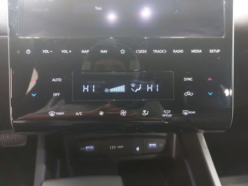 Used 2024 Hyundai Santa Cruz Night image 35