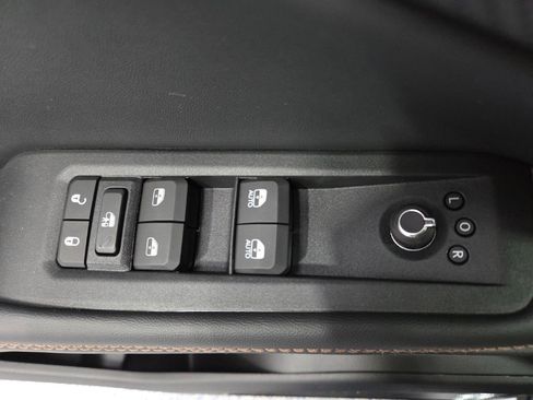 New 2026 Jeep Cherokee Limited AWD/4WD image 35