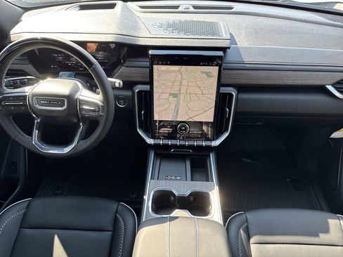 New 2026 GMC Acadia Denali w/ Super Cruise Package image 28