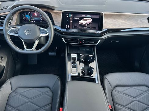 New 2026 Volkswagen Atlas SE FWD image 11