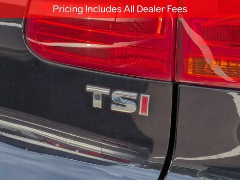 Used 2017 Volkswagen Tiguan S FWD image 7