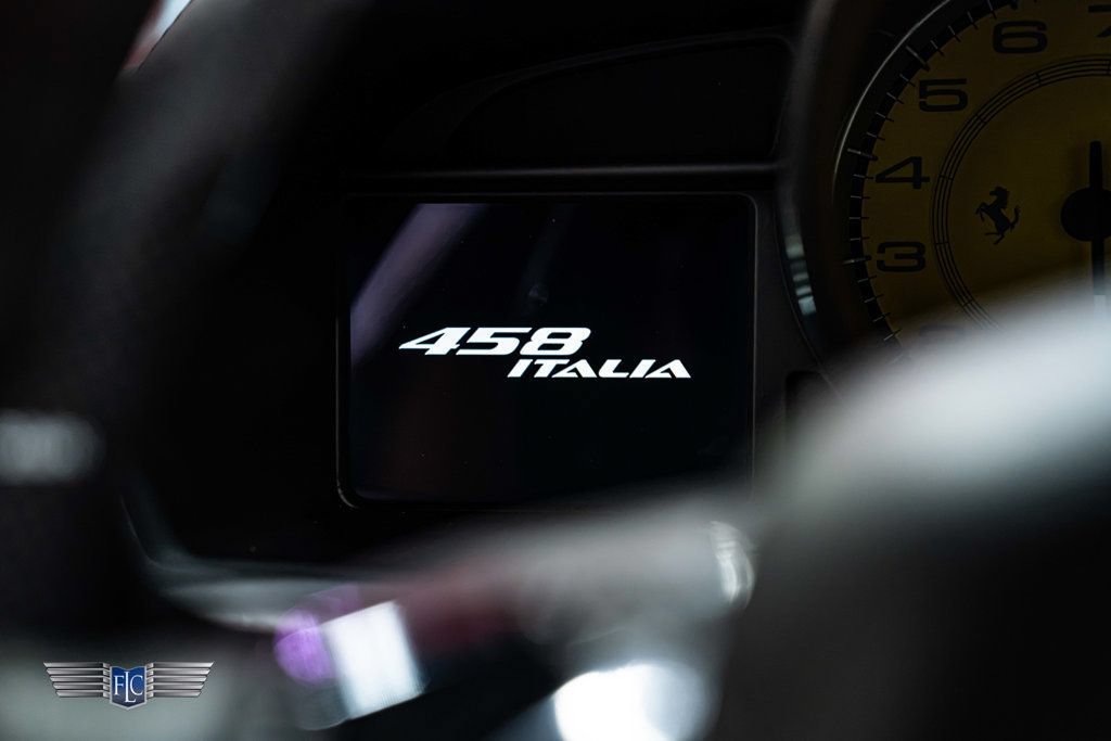 Used 2011 Ferrari 458 Italia Coupe RWD image 25