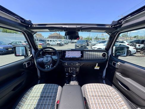 New 2026 Jeep Wrangler Unlimited Sport AWD/4WD image 10