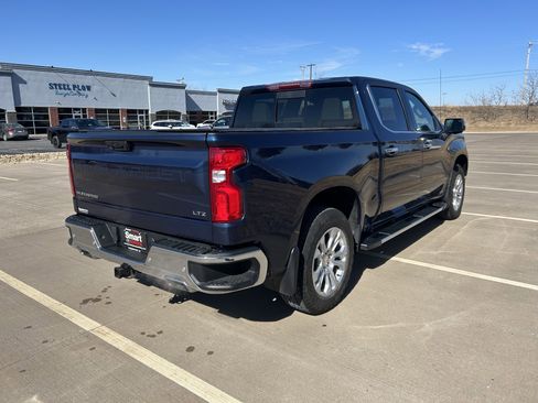 Used 2023 Chevrolet Silverado 1500 LTZ image 3