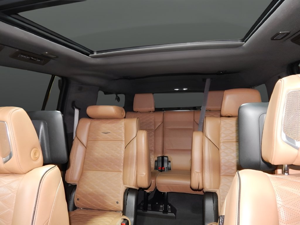 Used 2021 Cadillac Escalade ESV Sport AWD/4WD image 23