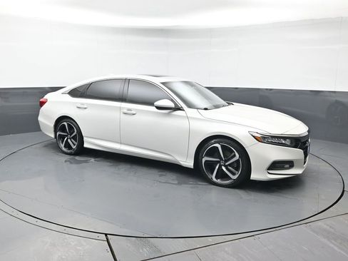 Used 2020 Honda Accord Sport image 8
