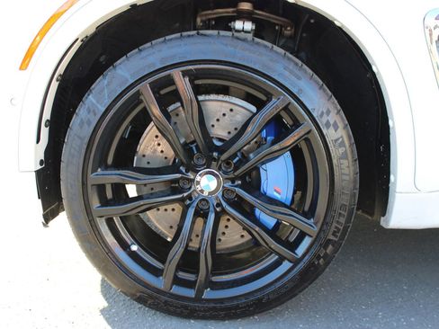 Used 2018 BMW X6 M w/ Executive Package image 10