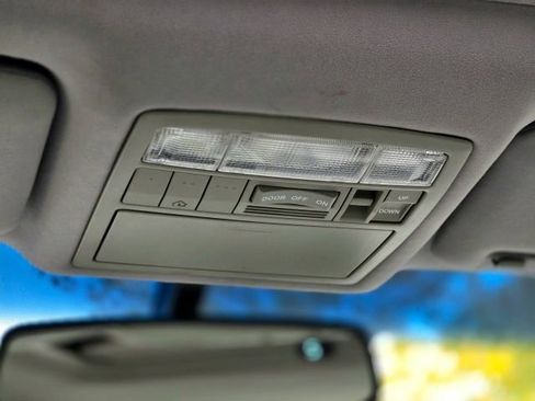 Used 2009 Toyota Camry Hybrid image 24