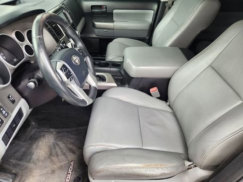 Used 2015 Toyota Sequoia SR5 w/ Premium Package RWD image 9