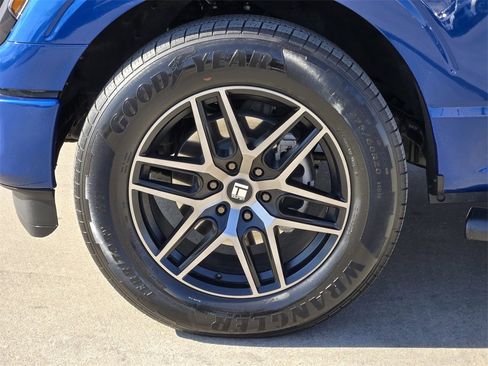 Used 2024 Ford F150 STX image 17